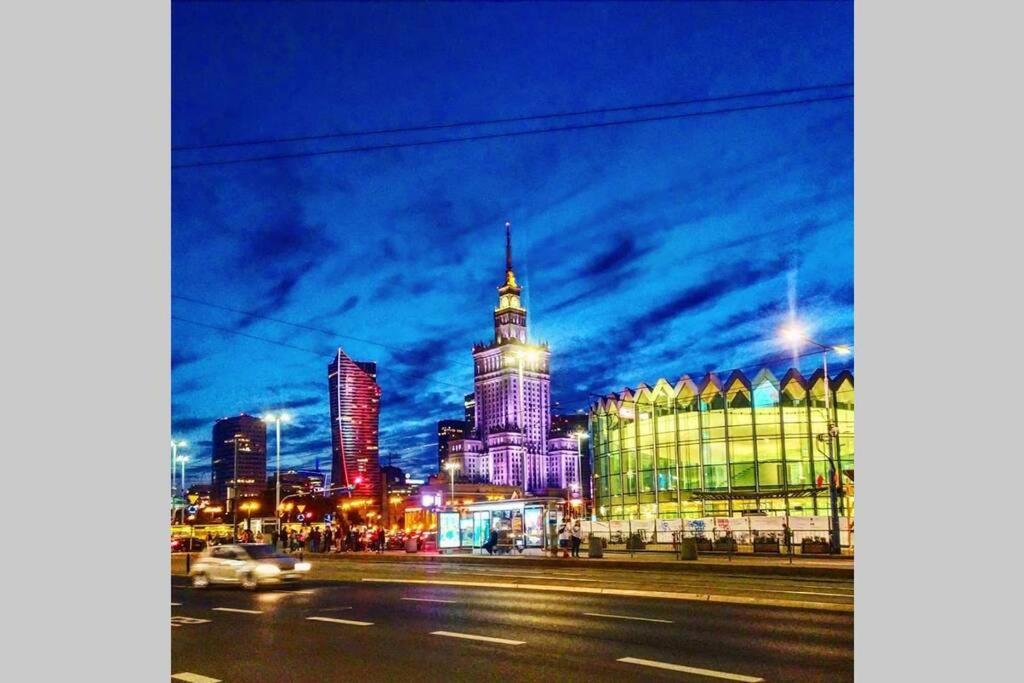 W Samym Centrum Na Grzybowskiej Warsaw Exterior photo